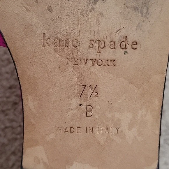 Kate Spade Fuchsia Slides - Picture 5 of 8